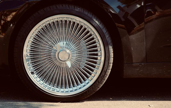 Location d'utilitaire 20m3 avec hayon : la solution pratique pour votre déménagement